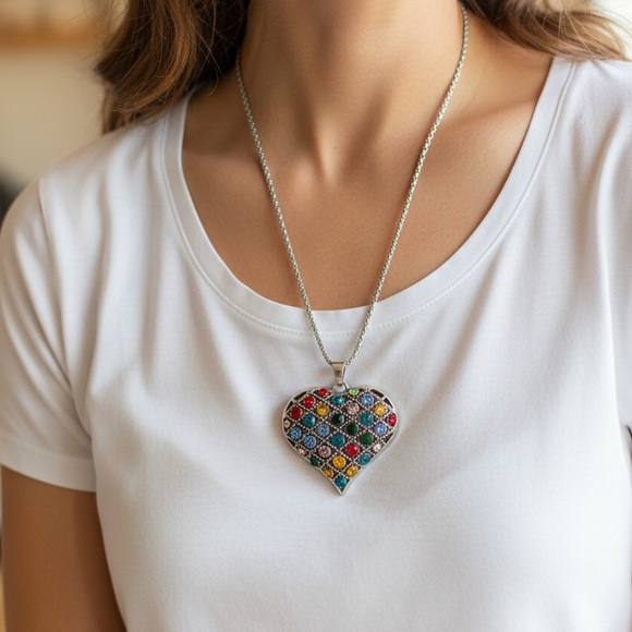 Jewelry - Colorful Heart Crystal Pendant Silver Necklace